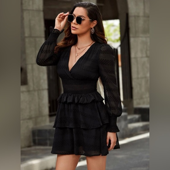 Lantern Sleeve Layered Hem Dress - Picture 2 of 6